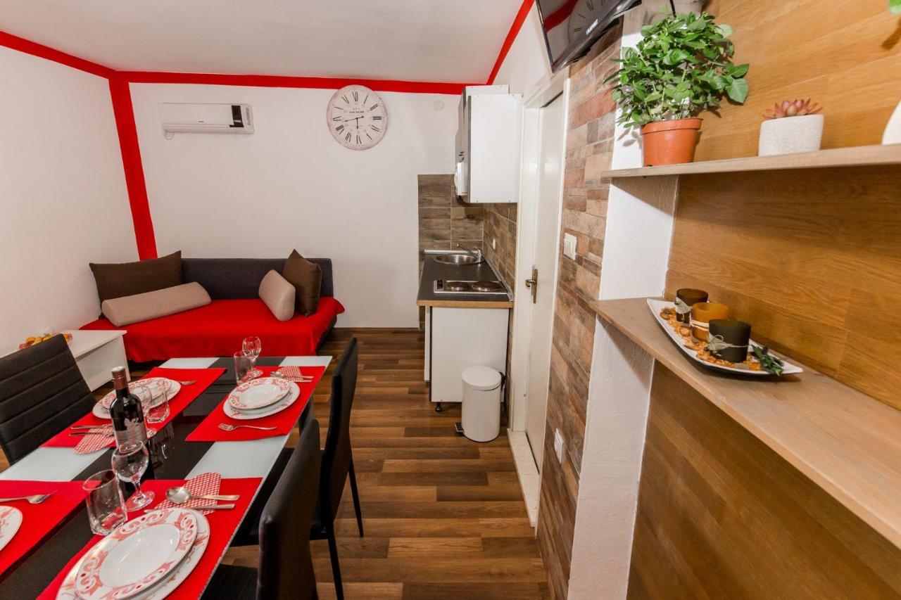 Apartments Vukman Трогир Экстерьер фото