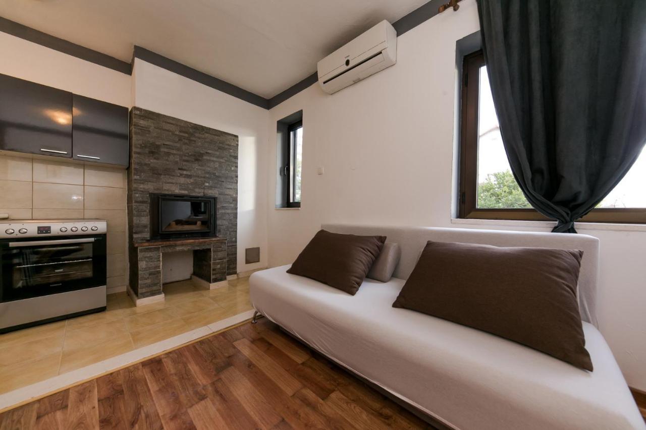 Apartments Vukman Трогир Экстерьер фото